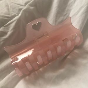 EMI JAY Heartbreaker Clip in Pink Vanilla (Sample Stock) 💗 Brand new